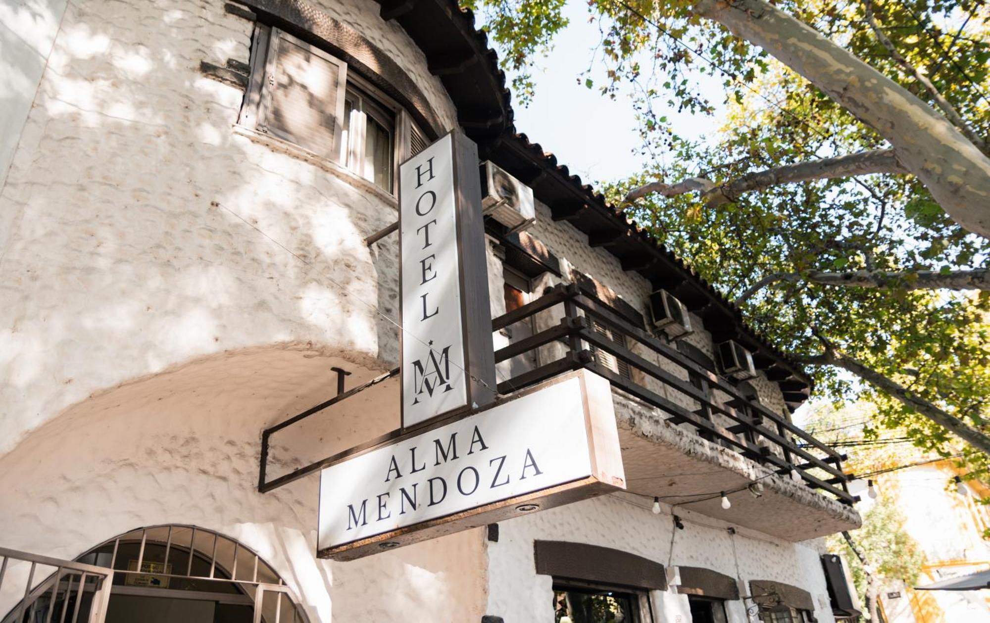 Alma Mendoza Hotel Exteriör bild